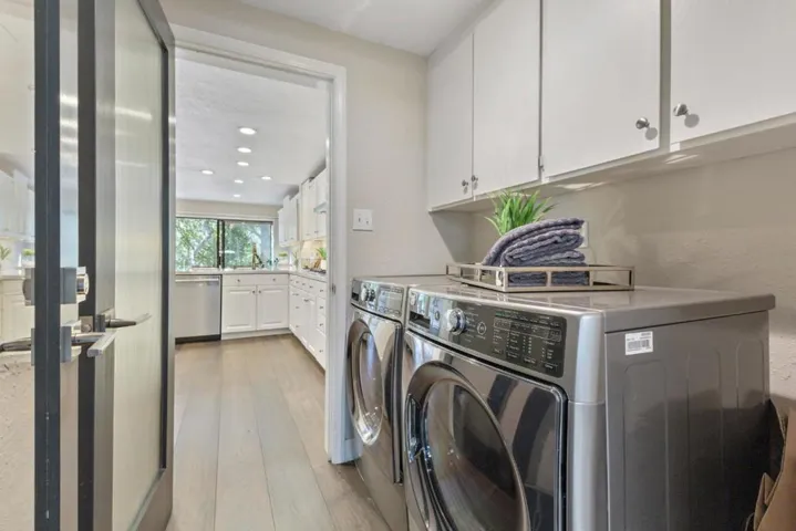 1661 Sugarloaf Drive, San Mateo, California 94403