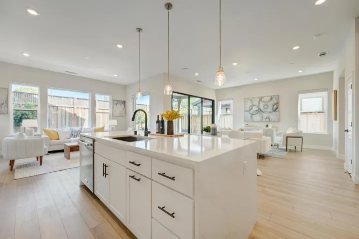 452 Waters Park Circle, San Mateo, California 94403