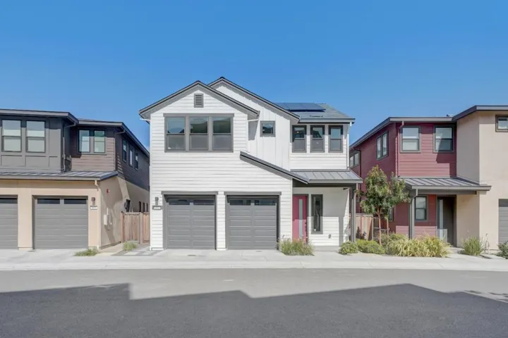 452 Waters Park Circle, San Mateo, California 94403