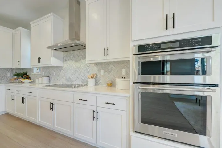 452 Waters Park Circle, San Mateo, California 94403