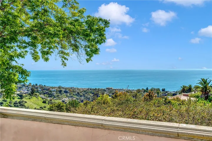 1959 Temple Hills Drive, Laguna Beach, California 92651