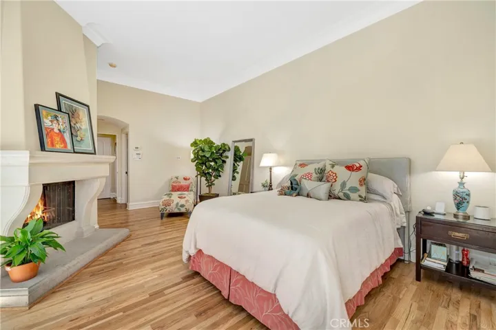 Each guest room is well appointed.