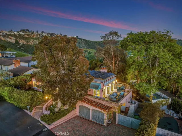 1959 Temple Hills Drive, Laguna Beach, California 92651