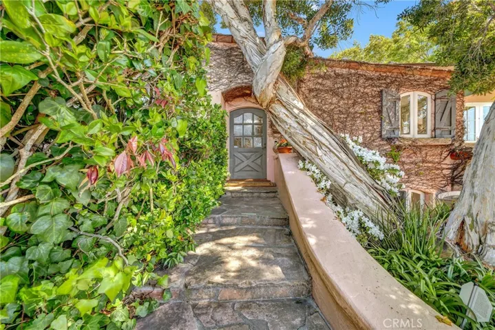 1959 Temple Hills Drive, Laguna Beach, California 92651