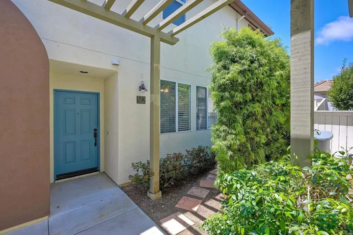 582 Sweet Pea Place, Encinitas, California 92024