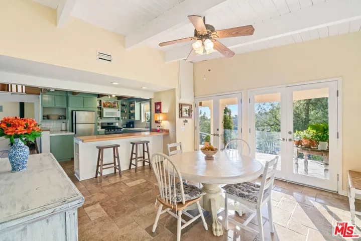 2300 Mcreynolds Road, Malibu, California 90265
