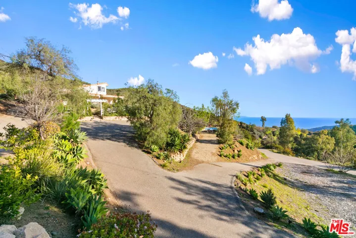 2300 Mcreynolds Road, Malibu, California 90265