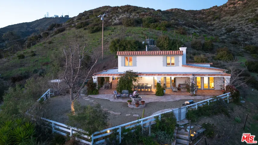 2300 Mcreynolds Road, Malibu, California 90265