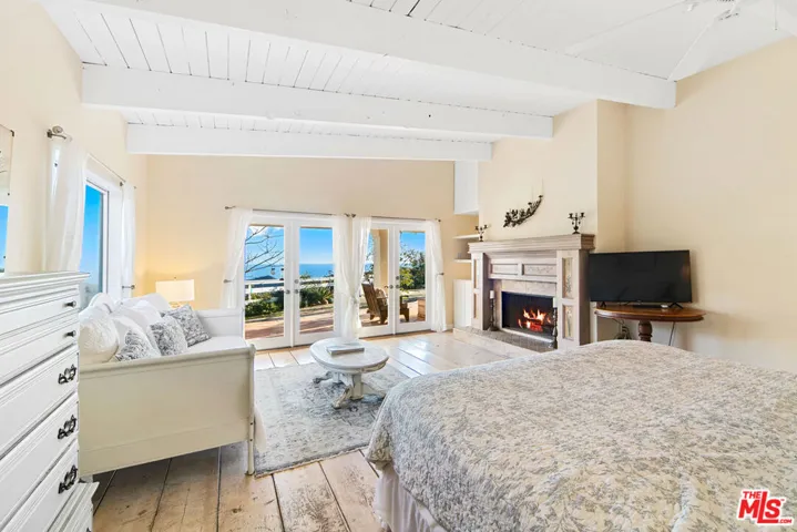 2300 Mcreynolds Road, Malibu, California 90265
