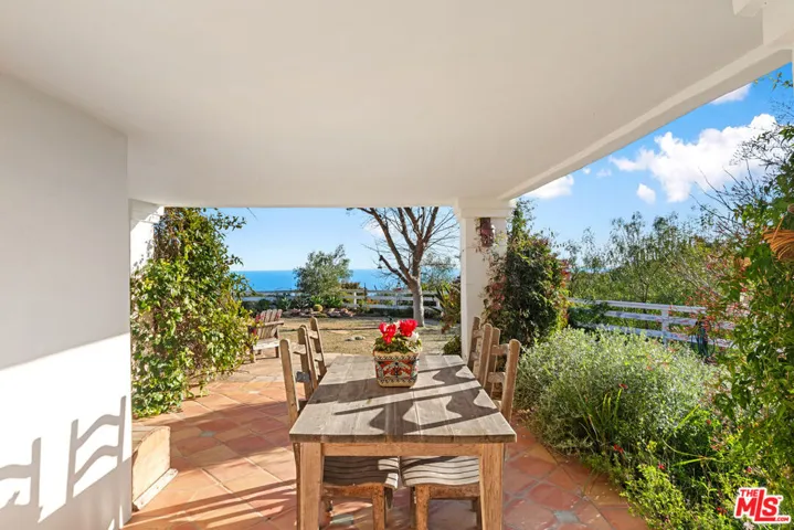 2300 Mcreynolds Road, Malibu, California 90265
