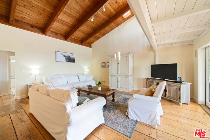 2300 Mcreynolds Road, Malibu, California 90265