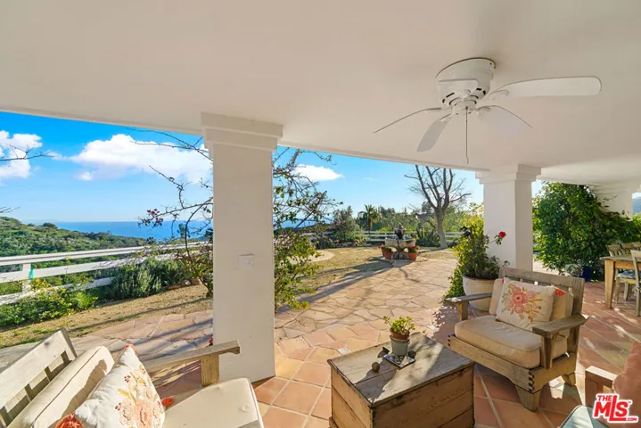 2300 Mcreynolds Road, Malibu, California 90265