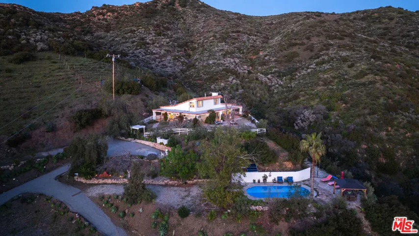 2300 Mcreynolds Road, Malibu, California 90265