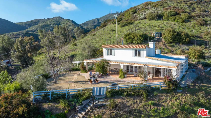 2300 Mcreynolds Road, Malibu, California 90265