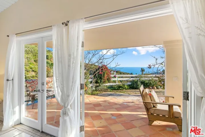 2300 Mcreynolds Road, Malibu, California 90265
