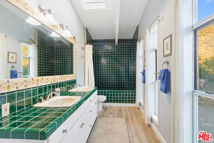 2300 Mcreynolds Road, Malibu, California 90265