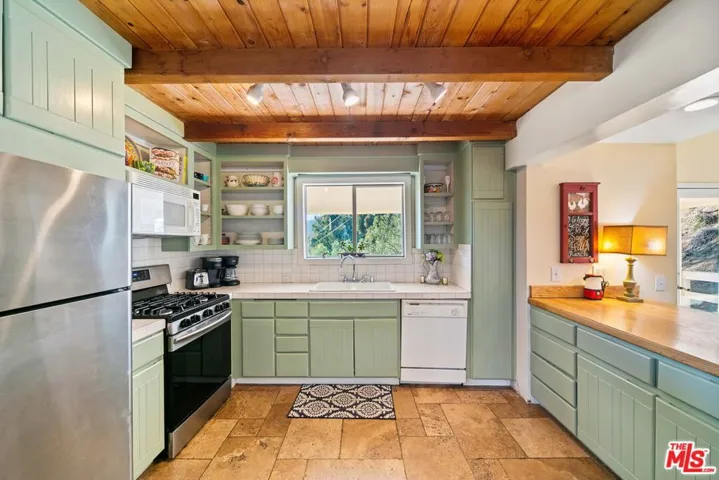 2300 Mcreynolds Road, Malibu, California 90265