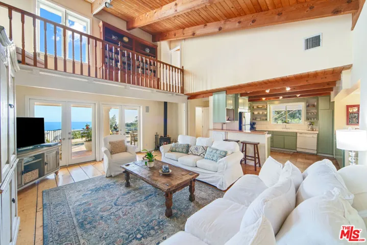 2300 Mcreynolds Road, Malibu, California 90265