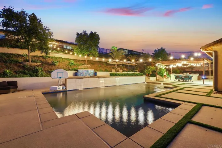 1710 Sugarbush Drive, Vista, California 92084