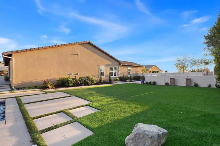 1710 Sugarbush Drive, Vista, California 92084