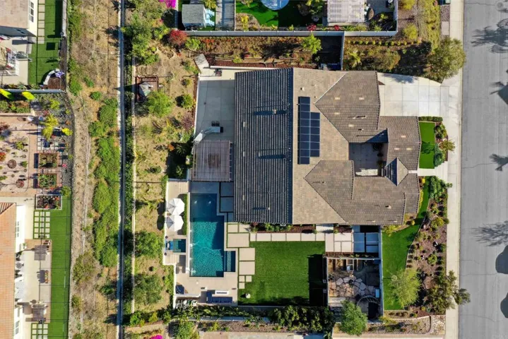 1710 Sugarbush Drive, Vista, California 92084