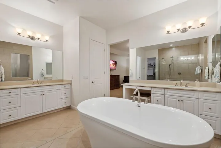 1710 Sugarbush Drive, Vista, California 92084