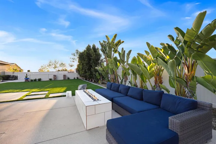 1710 Sugarbush Drive, Vista, California 92084