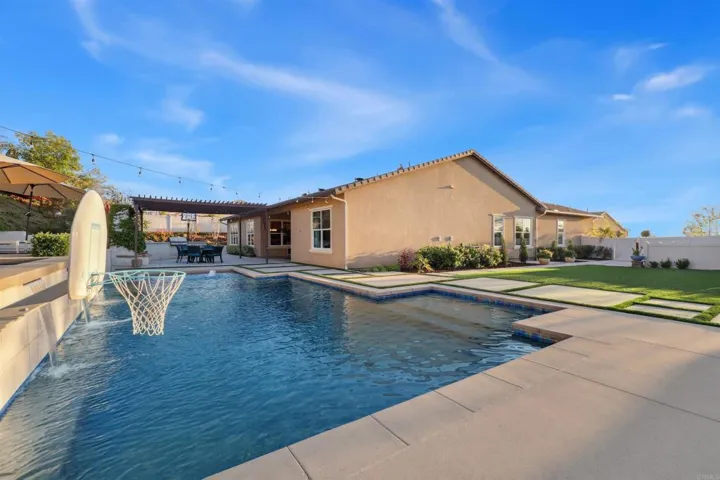 1710 Sugarbush Drive, Vista, California 92084