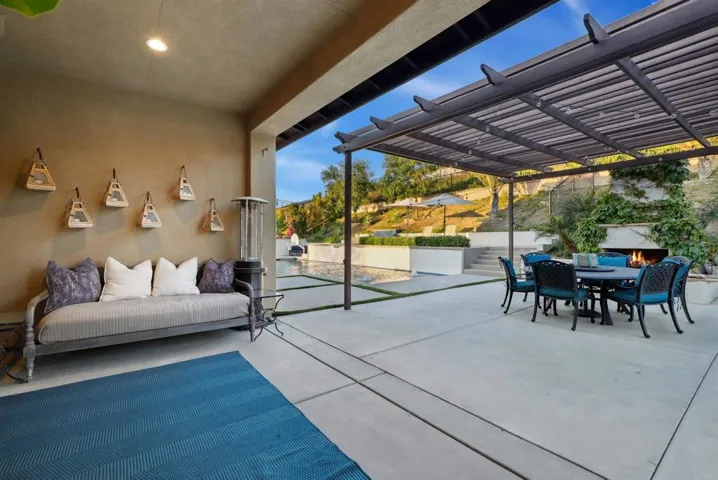 1710 Sugarbush Drive, Vista, California 92084