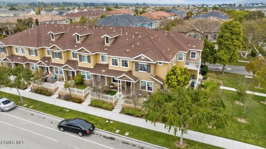 523 Garonne Street Riverpark