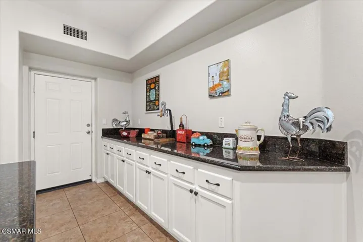 523 Garonne Street Riverpark