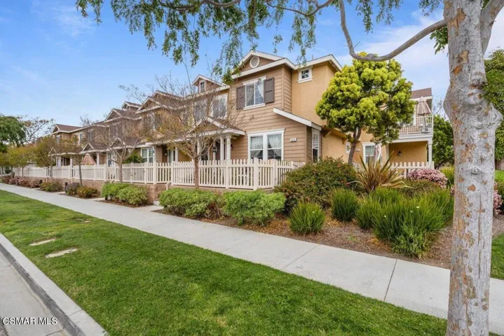 523 Garonne Street Riverpark