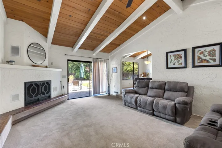 3036 Top Hand Ct, Chico, California 95973