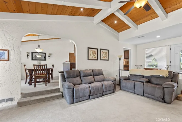 3036 Top Hand Ct, Chico, California 95973