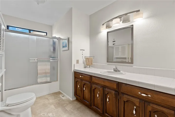 3036 Top Hand Ct, Chico, California 95973