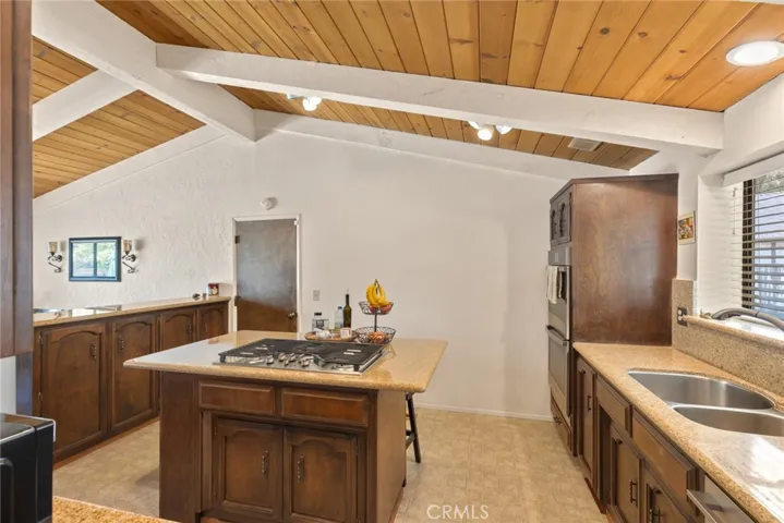 3036 Top Hand Ct, Chico, California 95973
