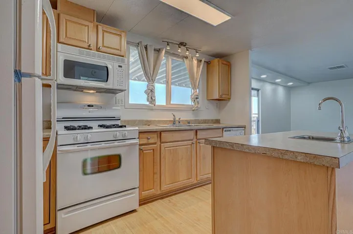 14215 Pecan Park Lane 118, El Cajon, California 92019