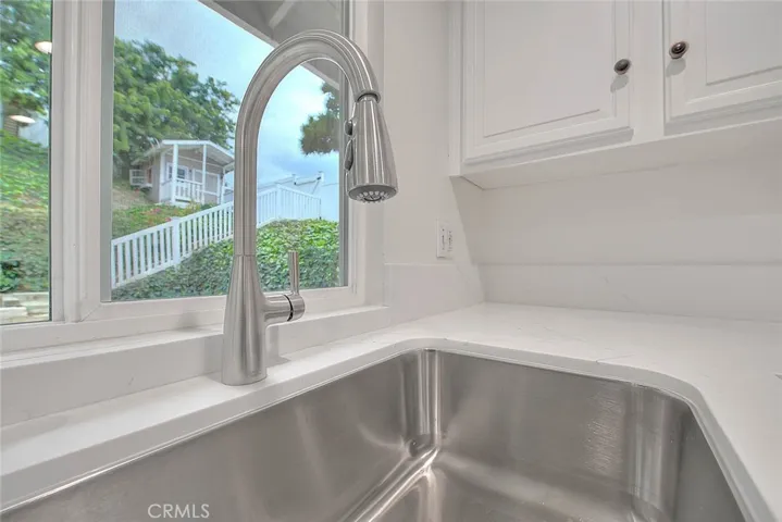 New Stainless steel sink