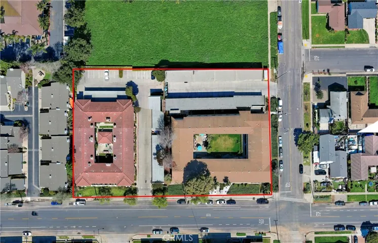 1001 & 1021 E Cypress Ave #3