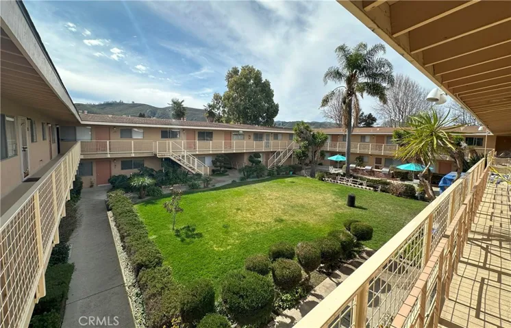 1021 E Cypress Ave - Courtyard #3