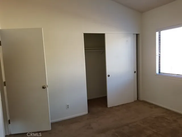 1001 E Cypress - 2BD #3