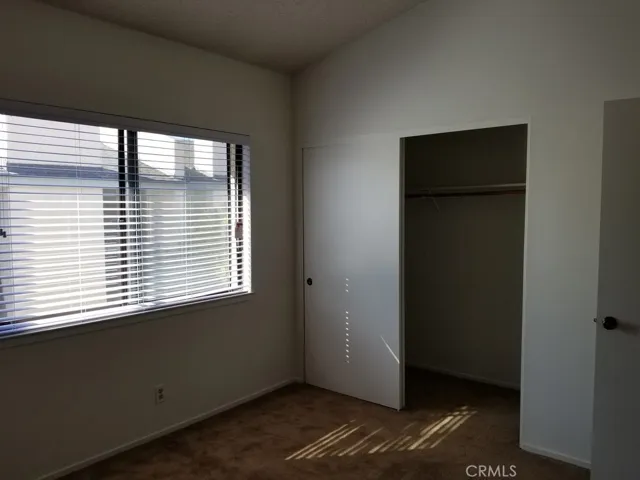 1001 E Cypress - 2BD #5
