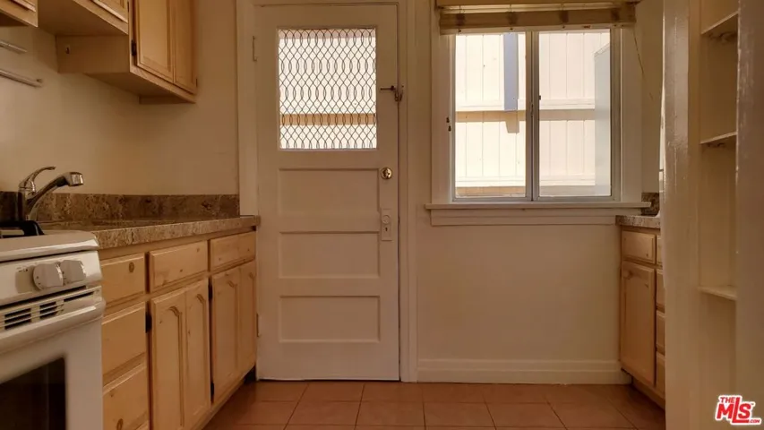 1118 20th Street #a, Santa Monica, California 90403