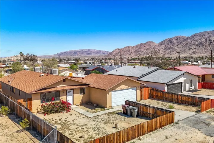 6347 Mojave Avenue, 29 Palms, California 92277