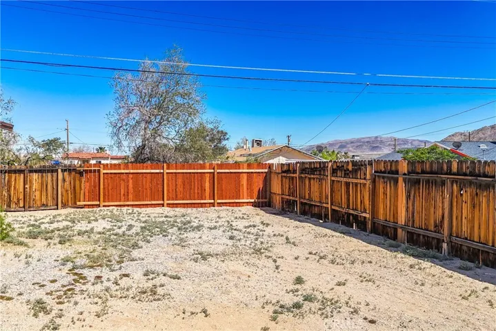 6347 Mojave Avenue, 29 Palms, California 92277