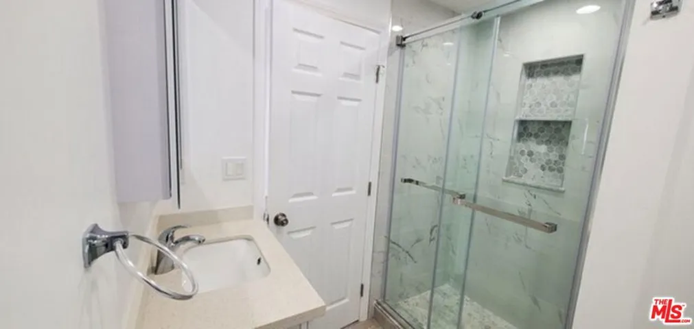 1224 21st Street A, Santa Monica, California 90404
