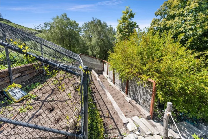5 Yellow Brick Road, Rancho Palos Verdes, California 90275