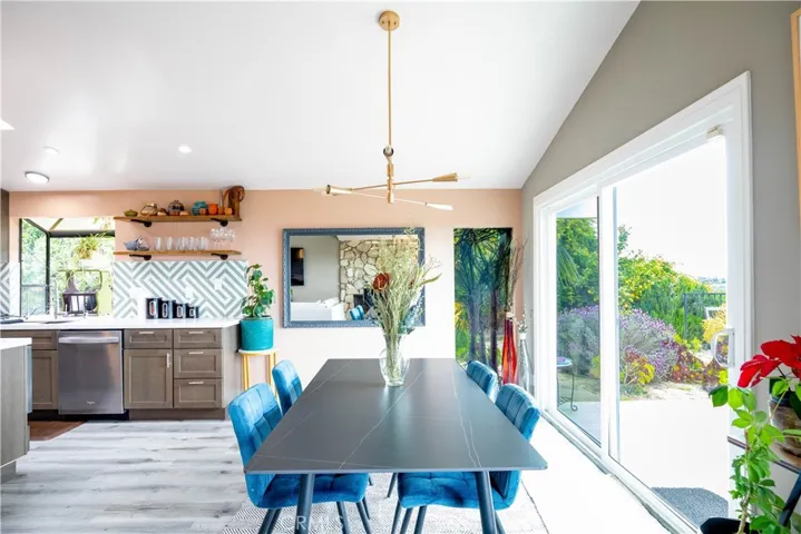 Large sliding doors to the outside