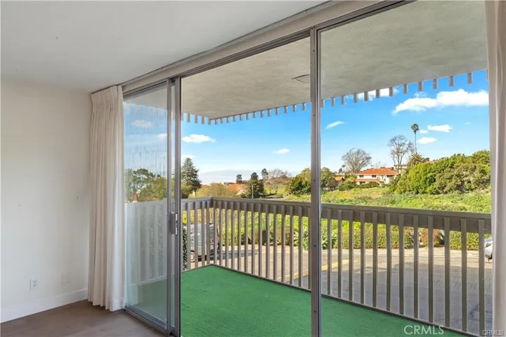 6542 Ocean Crest Drive D102, Rancho Palos Verdes, California 90275