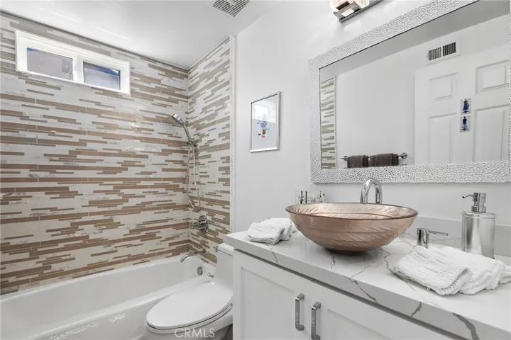 shared bath with upgrades